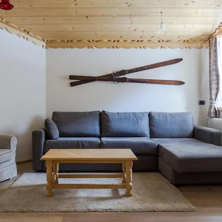Dolomites With Apartment Mazzin